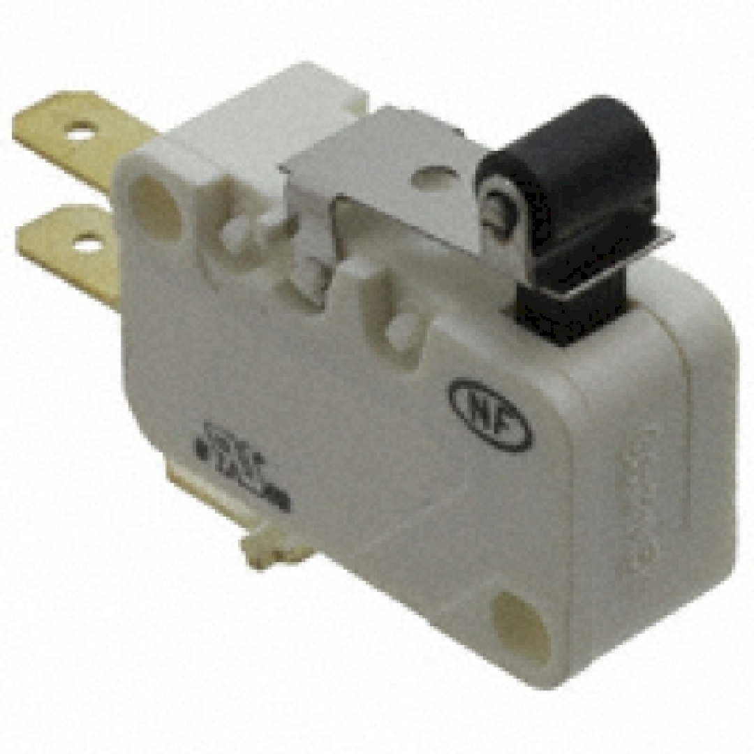 831612C6.EB.jpg