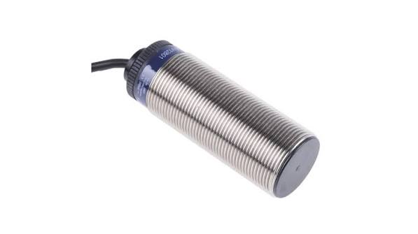 XSAV12801.jpg